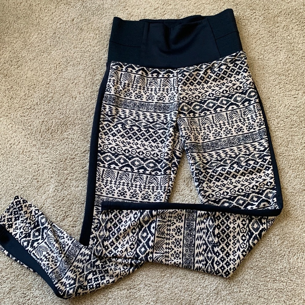 High waisted Aztec leggings
